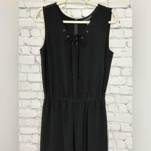 ASHLEY STEWART Lace-Up Drawstring V-Neck Sleeveless Black Jumpsuit Size 12 - Picture 2 of 9